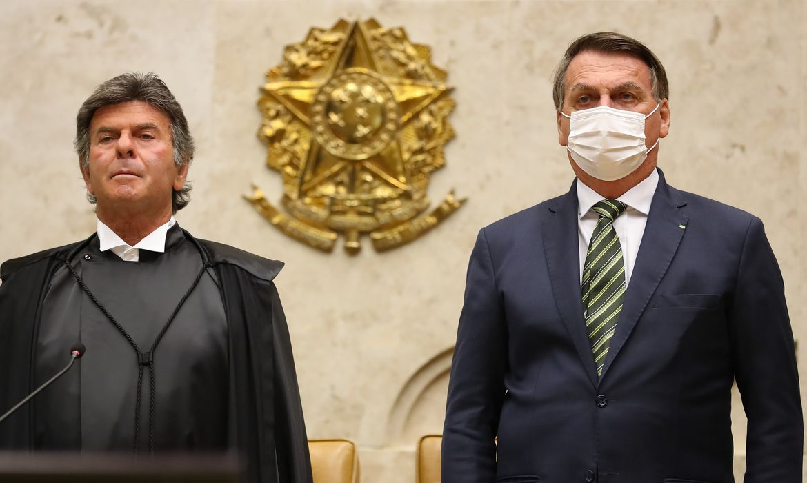 Bolsonaro mandará Senado instaurar processo contra ministros do STF