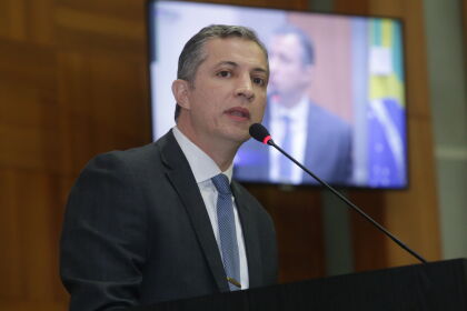 Faissal apresenta representação contra Via Brasil por não publicar cronograma de obras