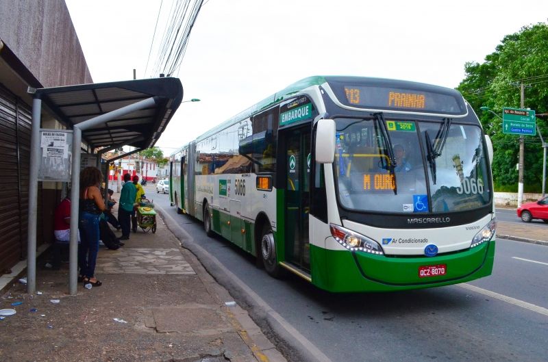 Alta do diesel impõe dilema: reajustar passagem de ônibus ou correr risco de paralisação