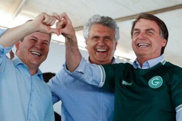 Mauro Mendes diz ajudar Bolsonaro, mas sem fazer alarde