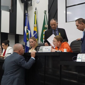 Câmara aprova ‘supersecretaria’ de Abilio com resistência de vereadores a novos cargos