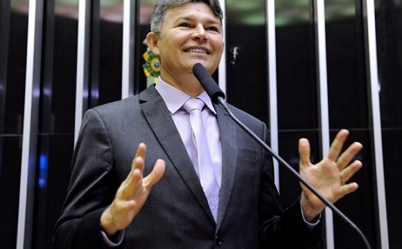 Medeiros tem apenas 1 projeto aprovado após 7 anos como deputado federal