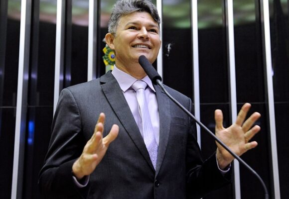 Medeiros tem apenas 1 projeto aprovado após 7 anos como deputado federal