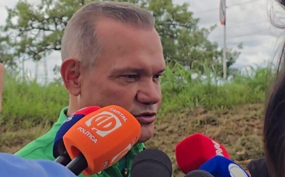 Bolsonaro defende unidade da direita e “abençoa” Wellington Fagundes ao Governo